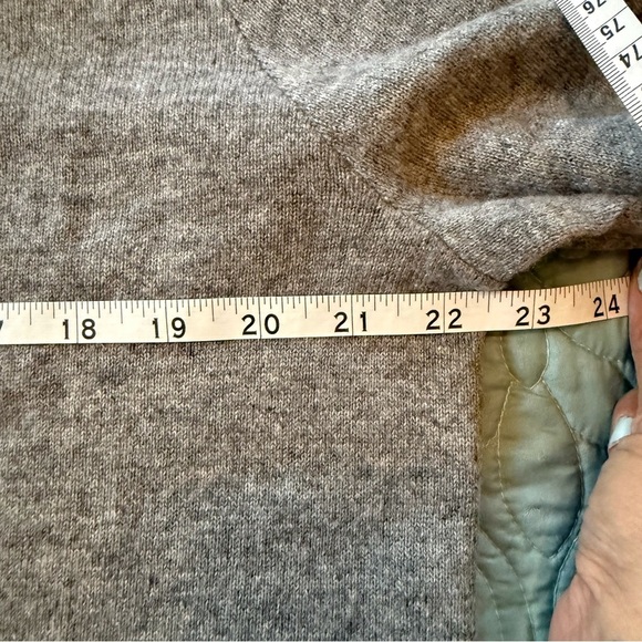 John W. Nordstrom 100% Italian Cashmere Men's Heather Gray V-Neck Sweater Size L - Picture 5 of 7
